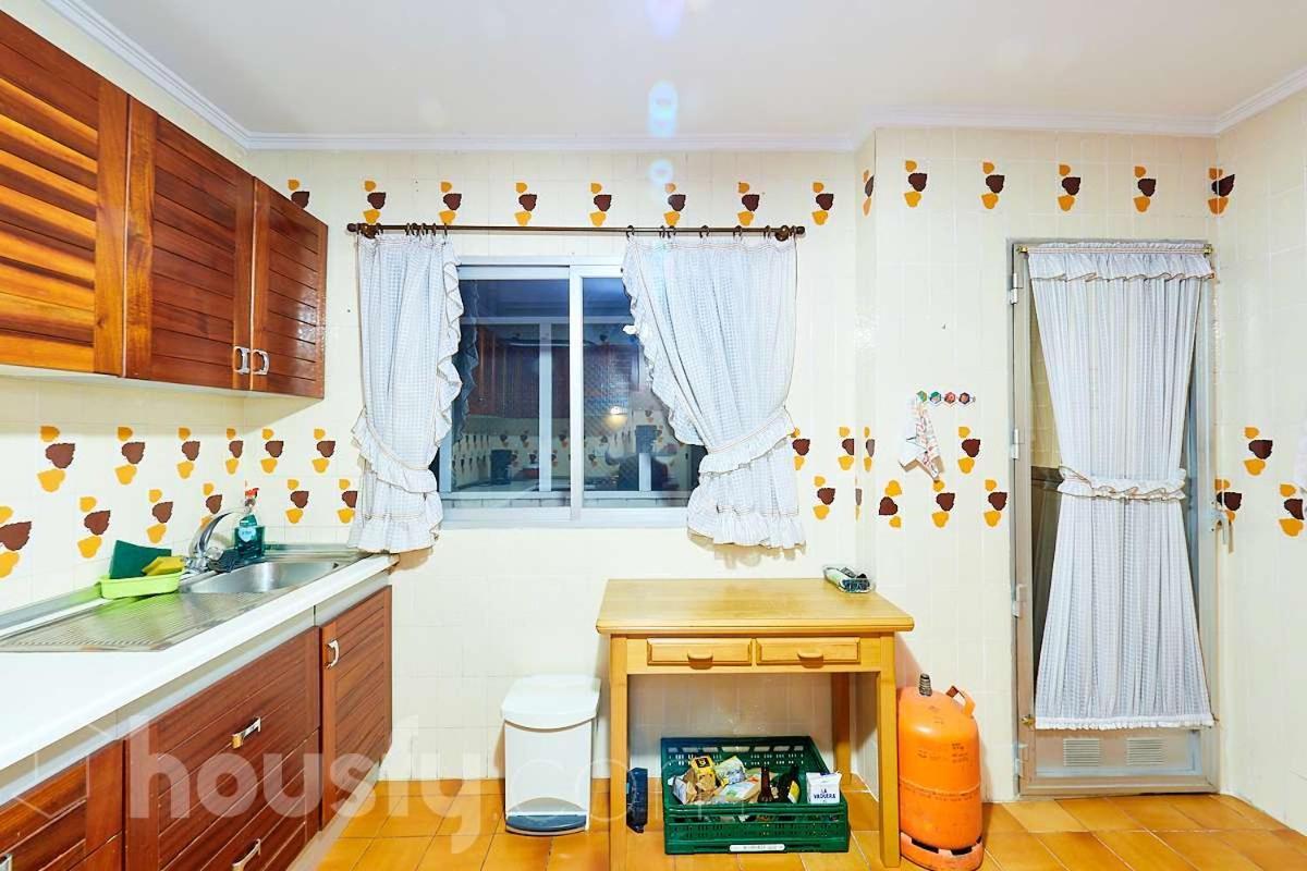 Lovely Bedroom In A Shared Apartment In The Center Of 阿利坎特 外观 照片